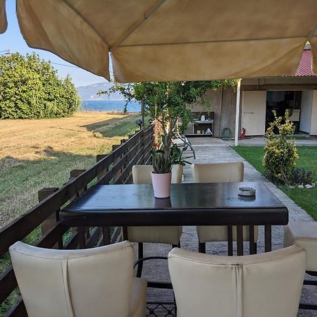 Nafpaktos Beach Apartment エクステリア 写真