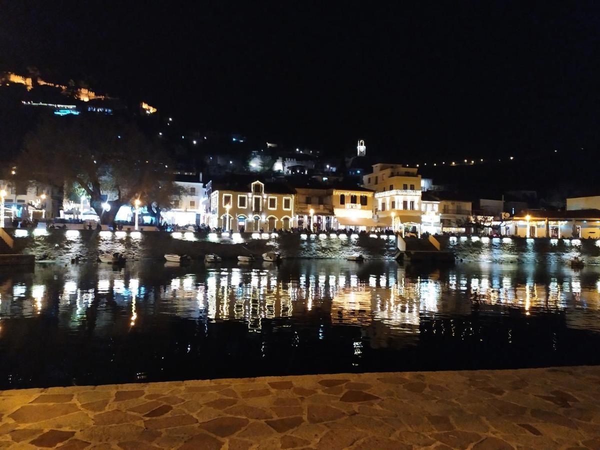 Nafpaktos Beach Apartment エクステリア 写真